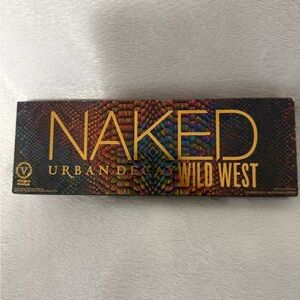 🌟NWT Urban Decay Naked Wild West Eyeshadow Palette with Brush🌟